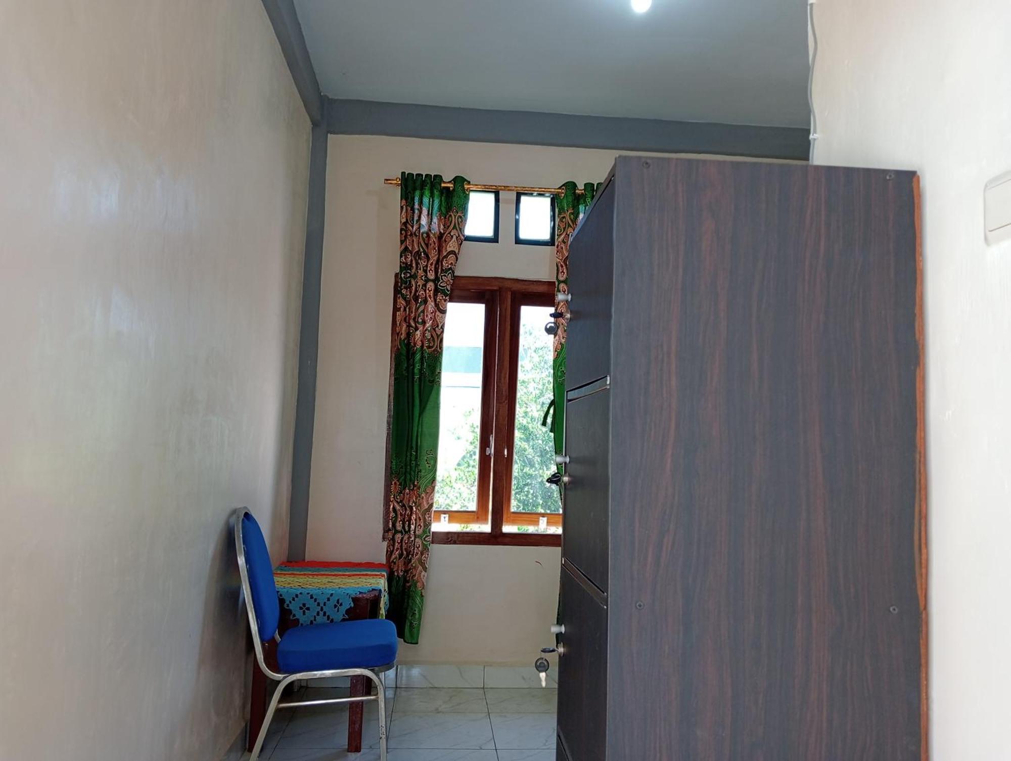 Yusilver Guest House Labuan Bajo Exterior foto